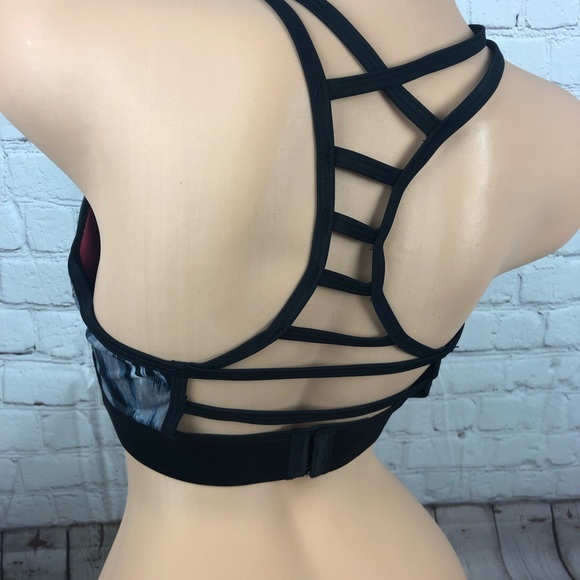 VS Pink Ultimate Push Up Sports Bra - Picture 5 of 7